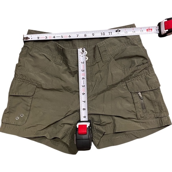 Columbia omni-shade cotton blend multi pocket shorts. Sz 8 - Picture 4 of 11